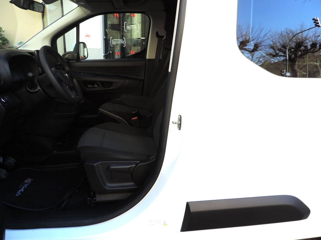Opel Combo Cargo — 10